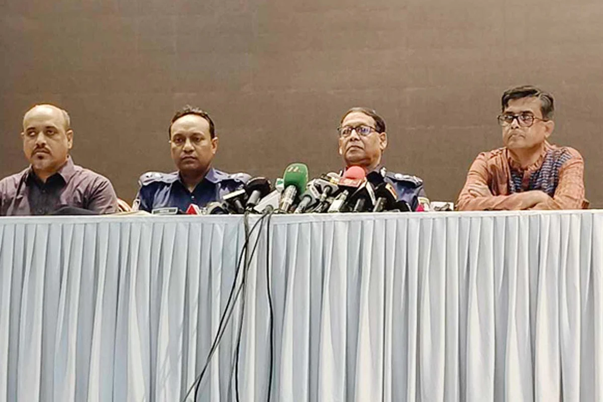 নিরীহ কাউকে মামলা দিয়ে হয়রানি করা যাবে না : আইজিপি
